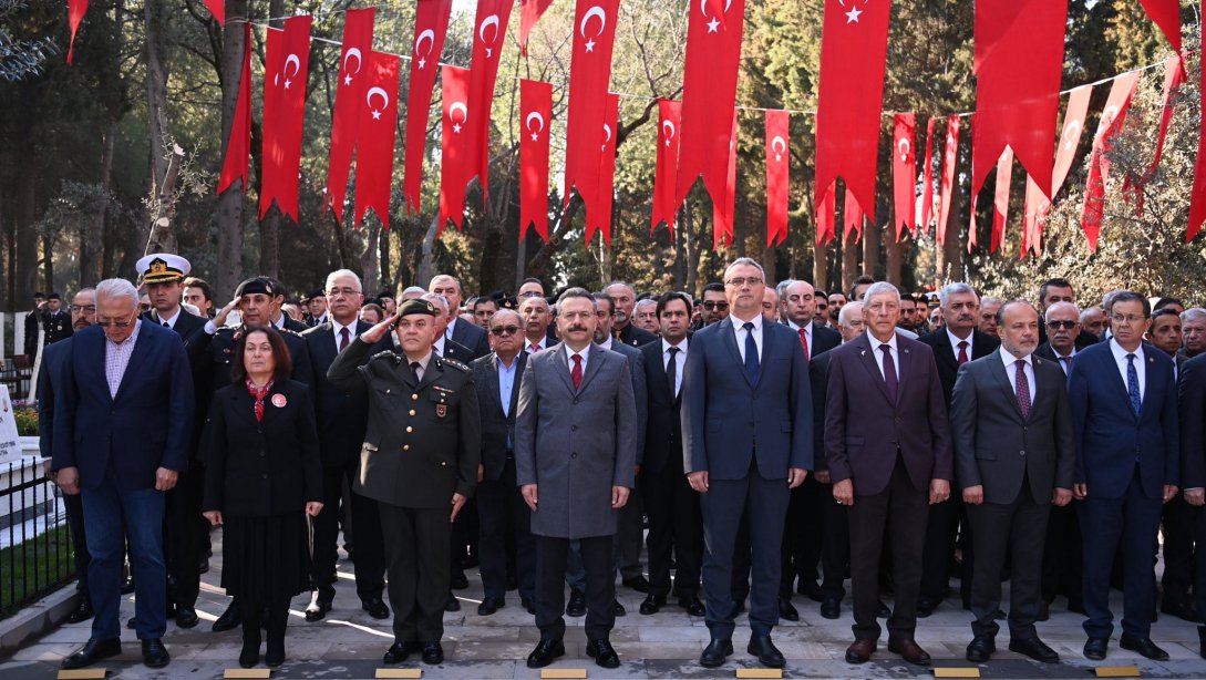 Aydın'da 18 Mart Şehitleri Anma Günü ve Çanakkale Deniz Zaferi'nin 108. Yıl Dönümü Dolayısıyla Anma Programı Düzenlendi