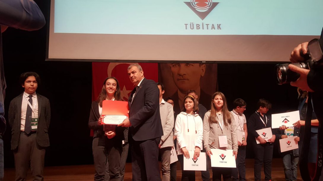 TÜBİTAK 13. Ortaokul Öğrencileri Araştırma Projeleri İzmir Bölge Yarışmasında Öğrencilerimizden Büyük Başarı